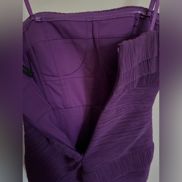 BCBG MaxAzria Jorie Dark Orchid Tulle Tiered Sheath Dress Size 0 - Picture 8 of 14